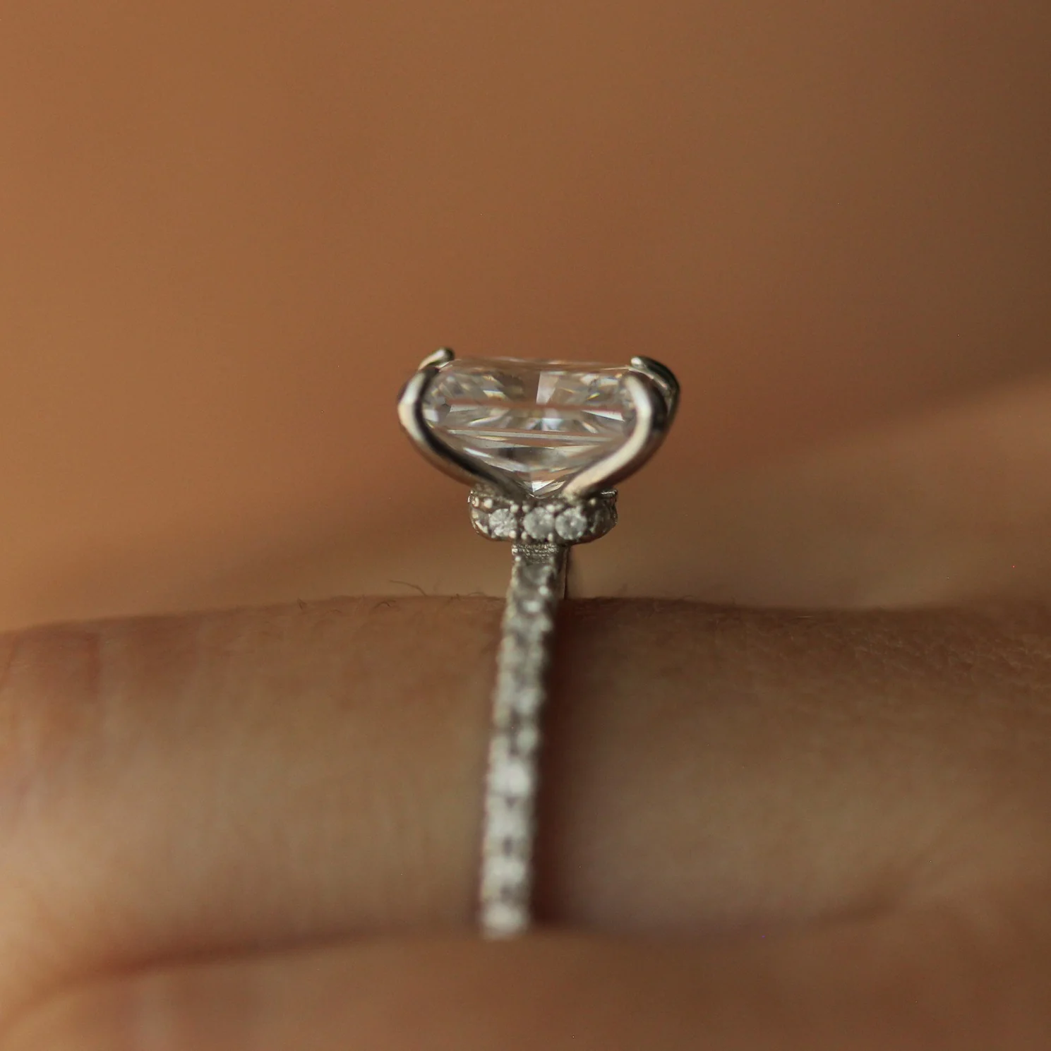 Amalfi Radiant Cut Ring - Silver - Image 3