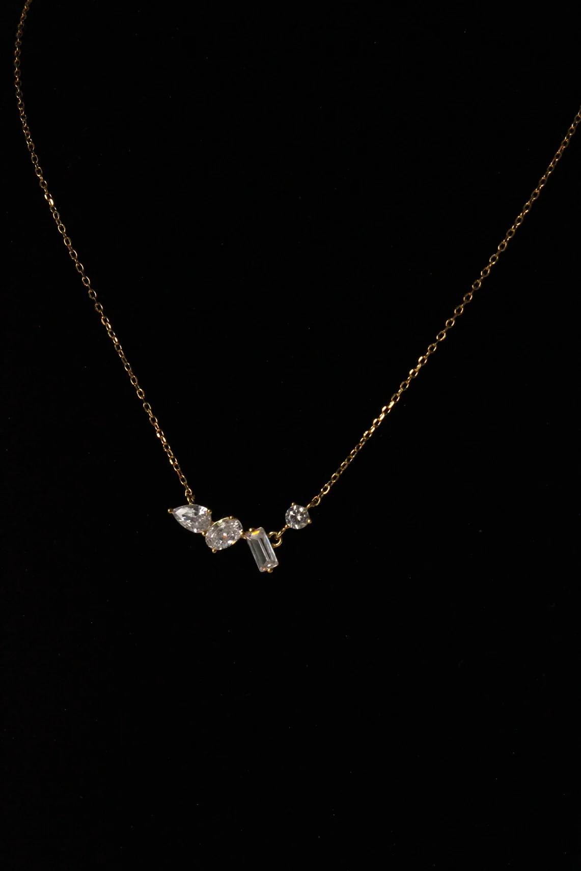 Avalon Gold Pendant Necklace - Image 4