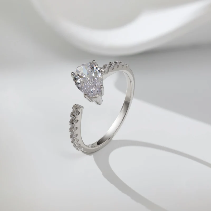 Chamonix Pear Ring - Image 3