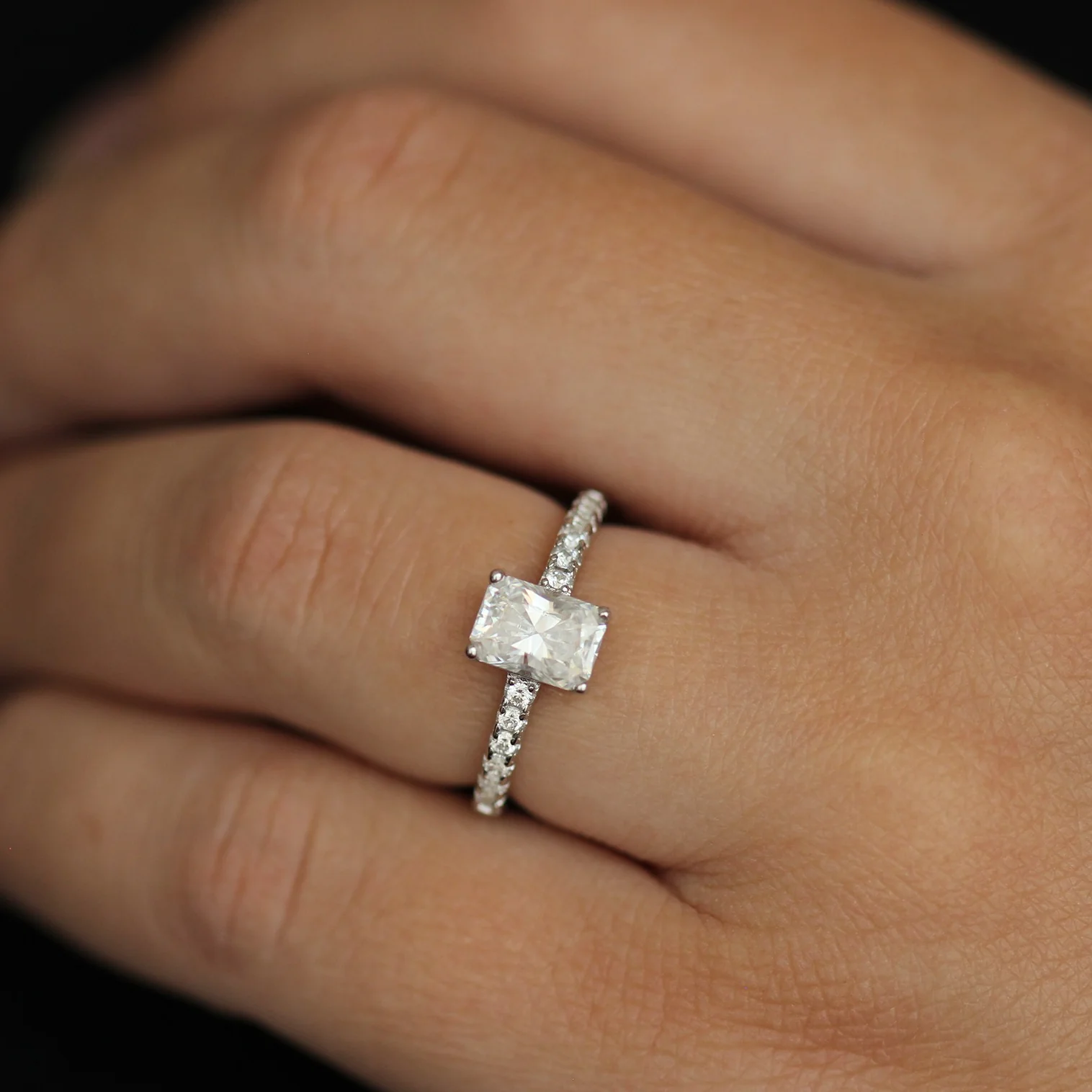 Evora 1 Ct Radiant Pave Set Moissanite Ring - Image 4