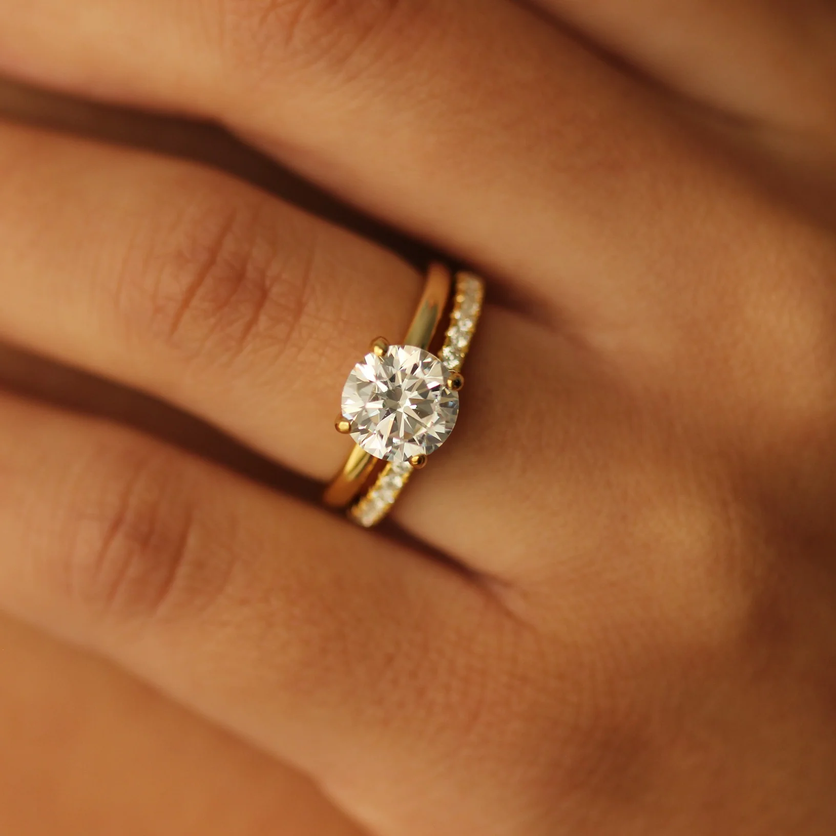 18k Half Eternity Pavé Gold Ring 1.8mm - Image 3