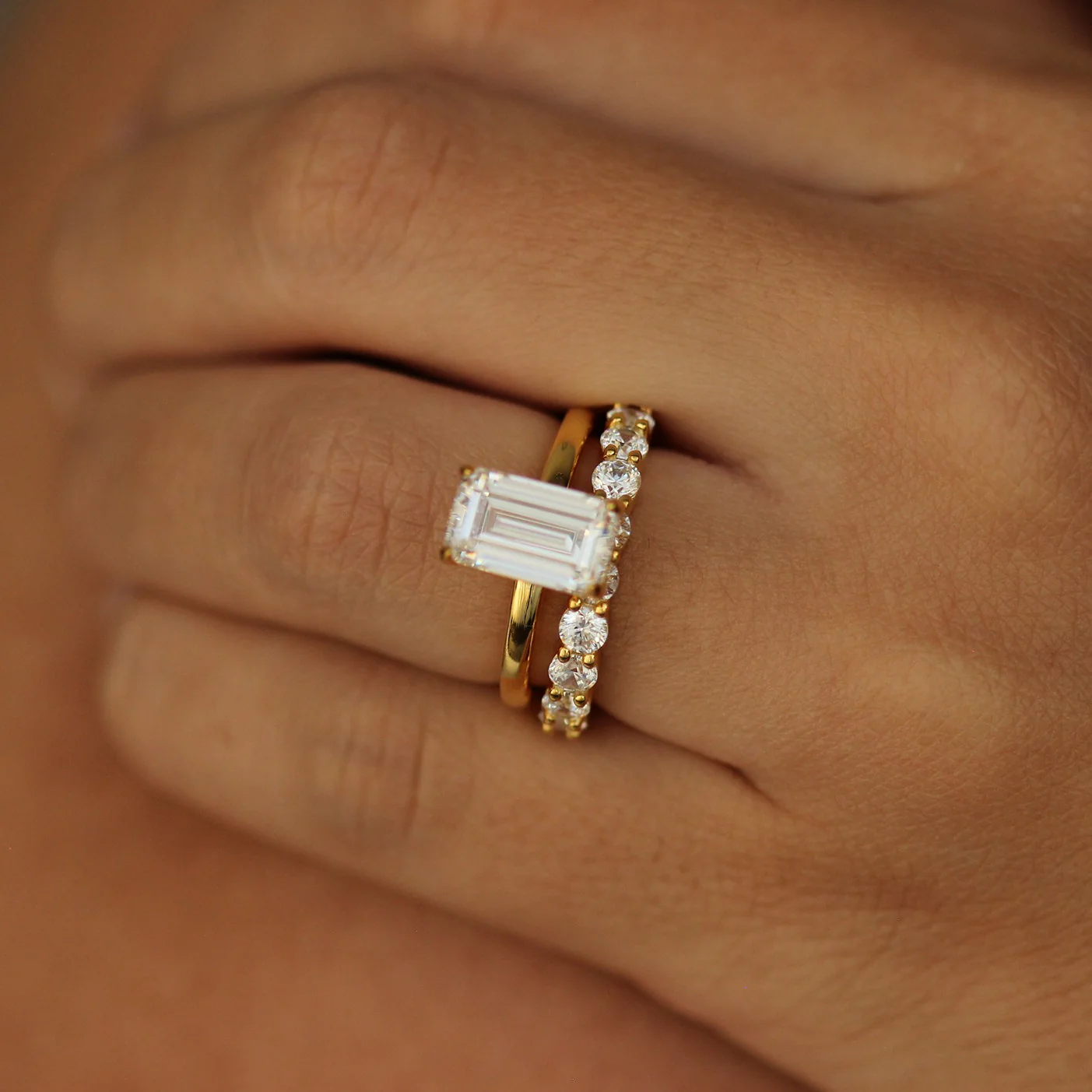 Olympia Emerald Gold Ring - Image 4