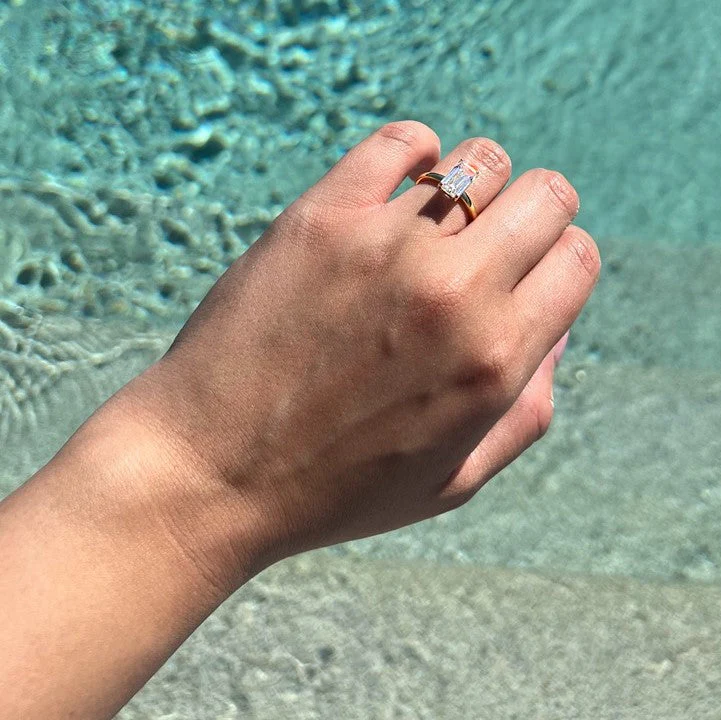 Olympia Emerald Gold Ring - Image 6