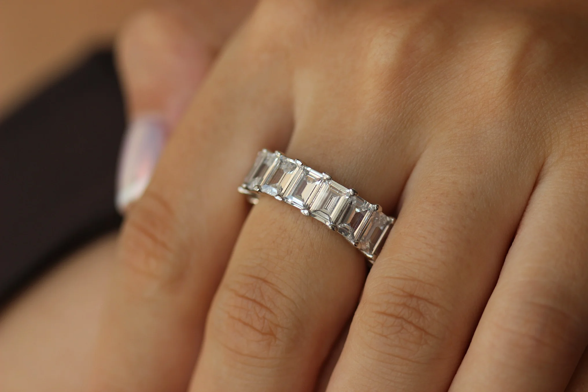 Salzburg Emerald Eternity Ring - Silver - Image 4